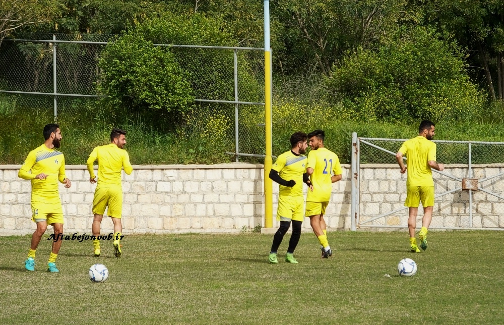 اولین تمرین تیم فوتبال نفت و گاز گچساران در سال جدید 48