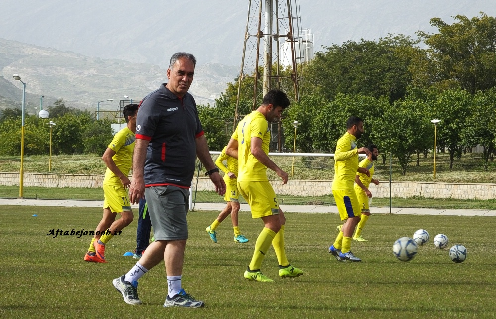 اولین تمرین تیم فوتبال نفت و گاز گچساران در سال جدید 53